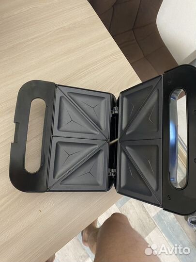 Вафельница новая