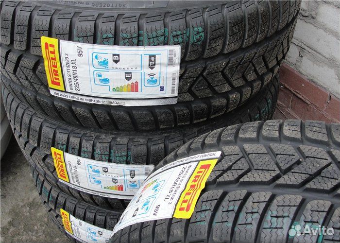 Pirelli Winter Sottozero 3 275/35 R19 100V
