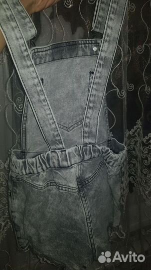 Джинсовый комбинезон