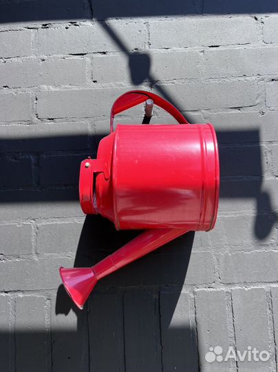 Лейка садовая металлическая