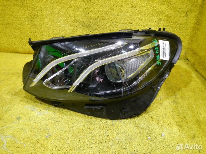 Фара левая Mercedes-Benz E-Class