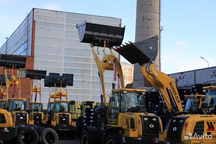 Фронтальный погрузчик Worker ZL30, 2023