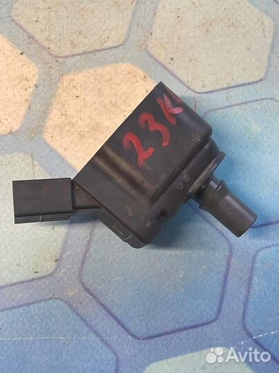 Катушка зажигания 04E905110B