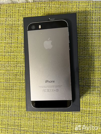 iPhone 5S, 16 ГБ