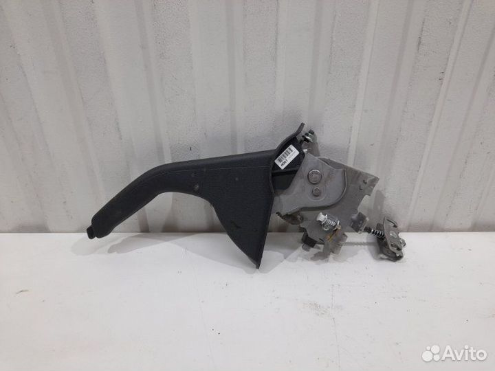 Рычаг стояночного тормоза Hyundai Solaris HCR 1.4