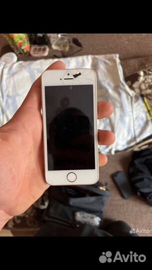 Телефон iPhone 5s se