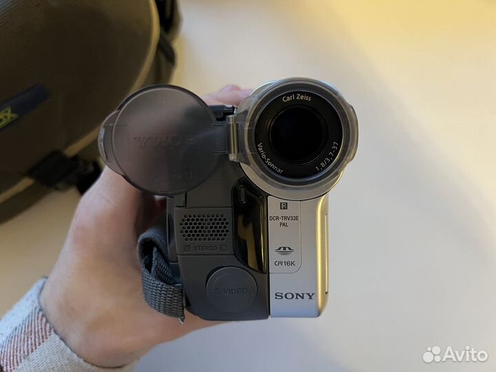 Видеокамера sony DCR-TRV33E