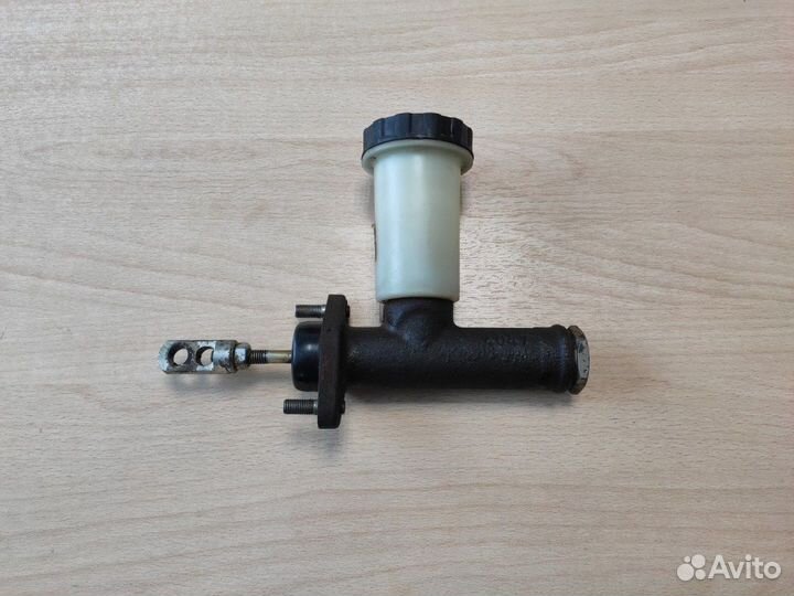 Главный цилиндр сцепления УАЗ (Uaz) Patriot 2.7