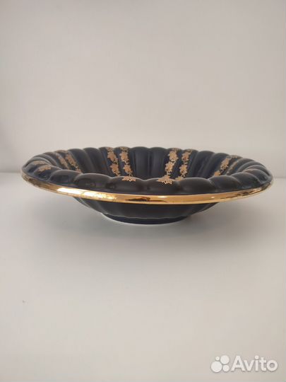 Блюдо-фруктовница. Фарфор. Италия