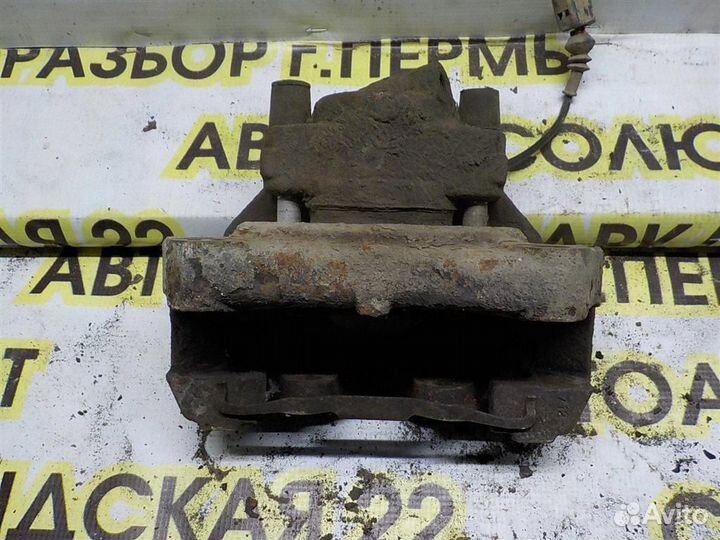 Суппорт передний правый Volkswagen Touareg I (7L)