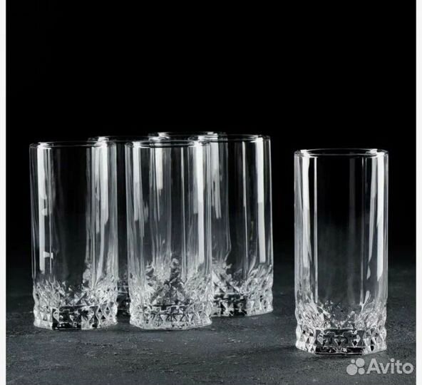 Бокалы для шампанского, стаканы