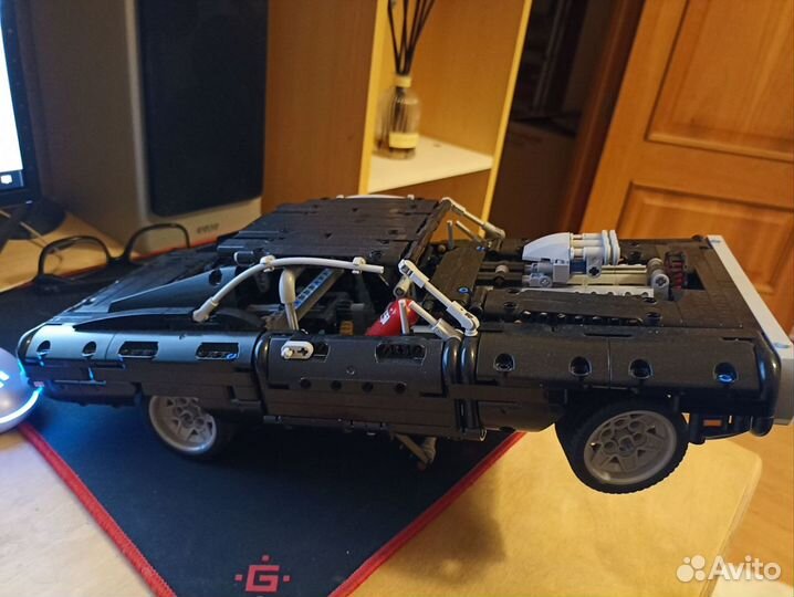 Конструктор Lego Technic Dodge Charger