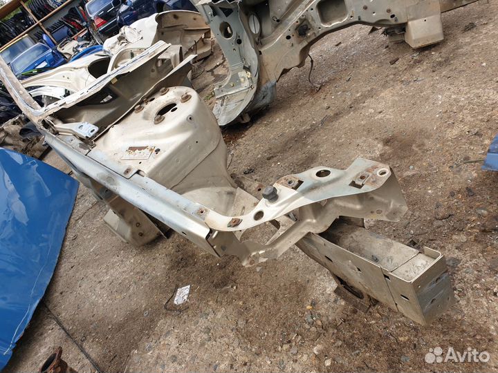 Лонжерон передний правый четверть dodge stratus