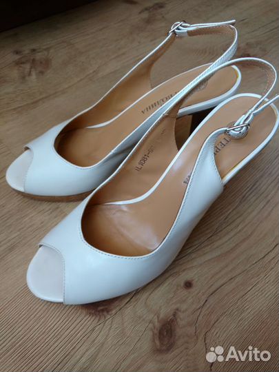 Обувь женская