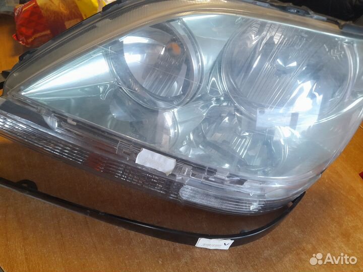 Фара левая Lexus Rx 1 1997-2003