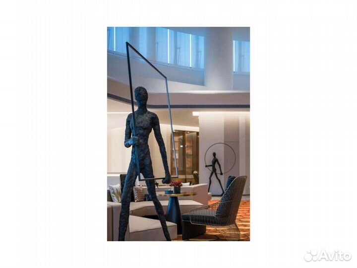 Современная скульптура Малевич 210 см