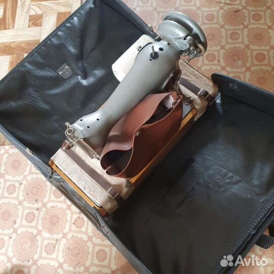 Швейная машинка