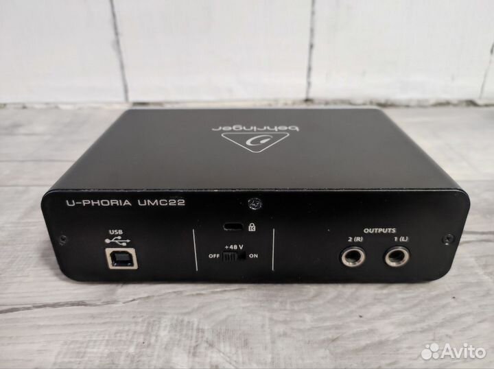 Behringer uphoria umc22