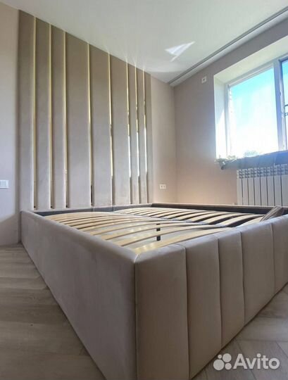 Кровать двухспальная Новая