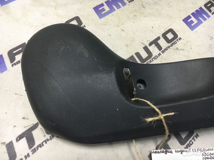 Накладка сиденья переднего правого Мазда сх-7