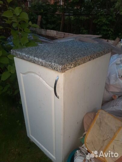 Шкафчик кухонный гарнитур для дачи (пригород)