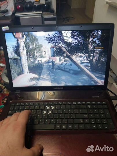 Samsung r 780 gta5 genshin 17,8 дюйма