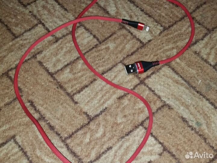 Шнур на iPhone 1 метр плюс минус.Оригинал