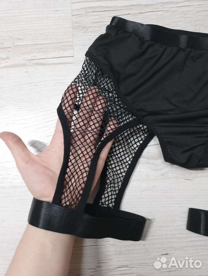 Новые шорты с гартерами 44 размер