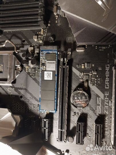 Материнская плата asus Z370-E + SSD на 256 гб