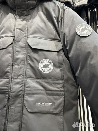 Зимняя парка Canada goose