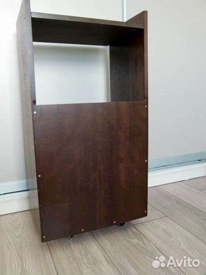 Тумба под аппаратуру