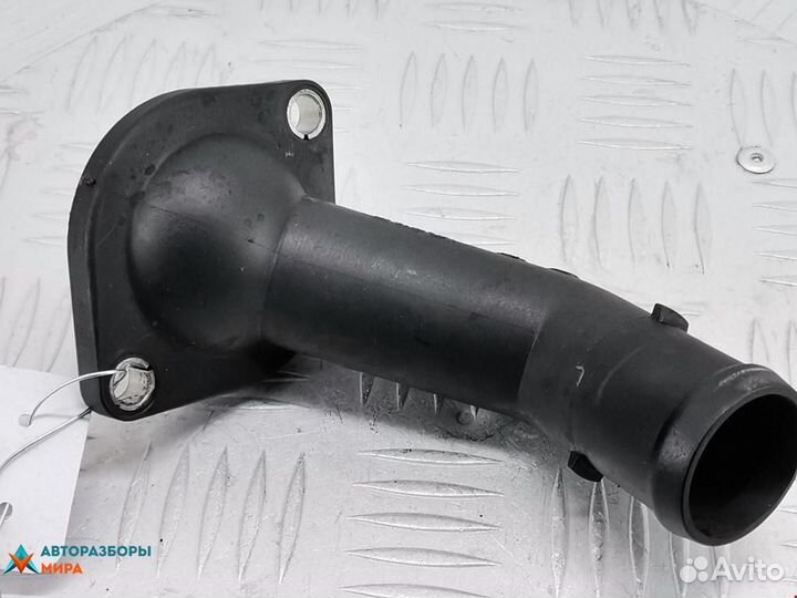 Корпус термостата Volkswagen Touran рест. 2008