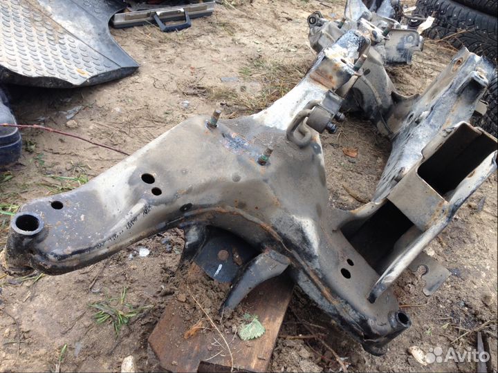 Подрамник задний Nissan X-Trail Т 32