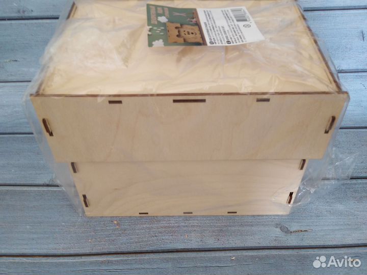 Ящик с крышкой