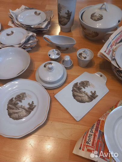 Сервизы и наборы посуды