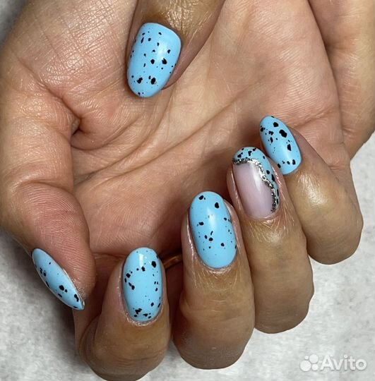 Маникюр с покрытием лаком