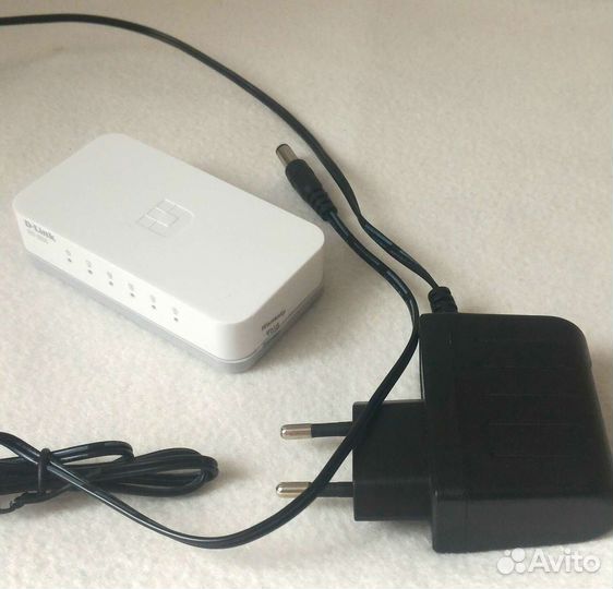 Коммутатор D-link DES-1005C