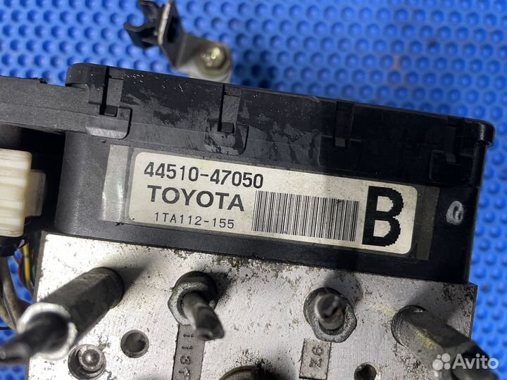 Блок ABS Toyota Prius 20 (Тойота Приус 20)