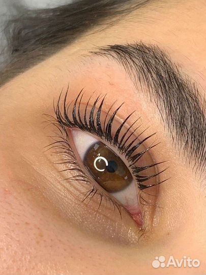 Ламинирование ресниц бровей