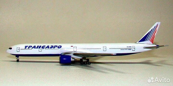 Модель самолета Boeing 777-300 Трансаэро Airlines
