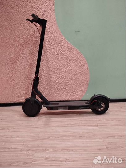 Электрический самокат xiaomi m365