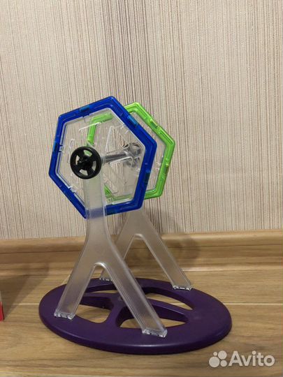 Развивающий магнитный констурктор