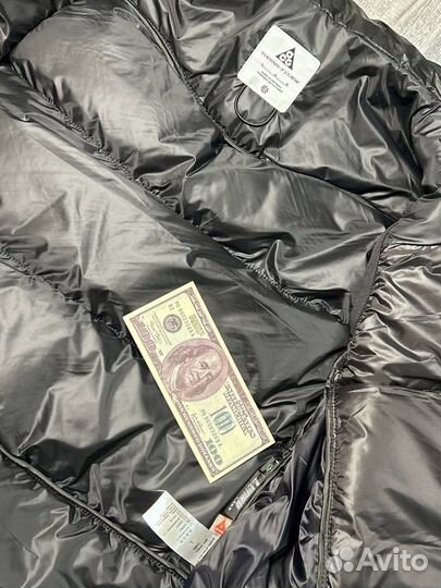 Комфортная жилетка Nike drill ACG на каждый день