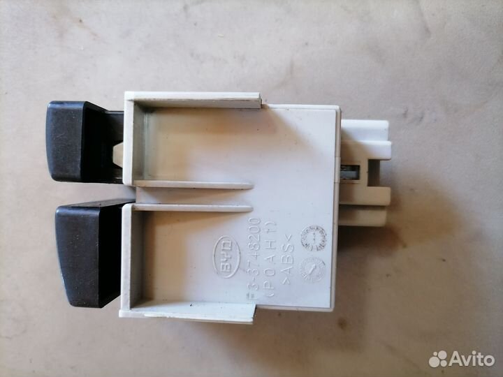 Модуль кнопок (аварийки и обогрева) BYD F3 2005-14