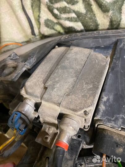 Фары Audi A6 C5 Ксенон Hella