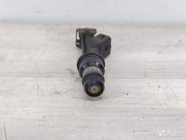 Форсунка Opel Meriva A Z16XE 2005