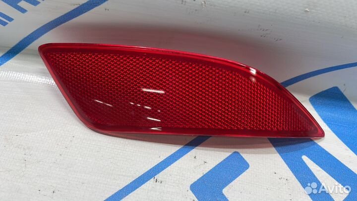 Отражатель правый Toyota Camry 7 XV50 2014-2018