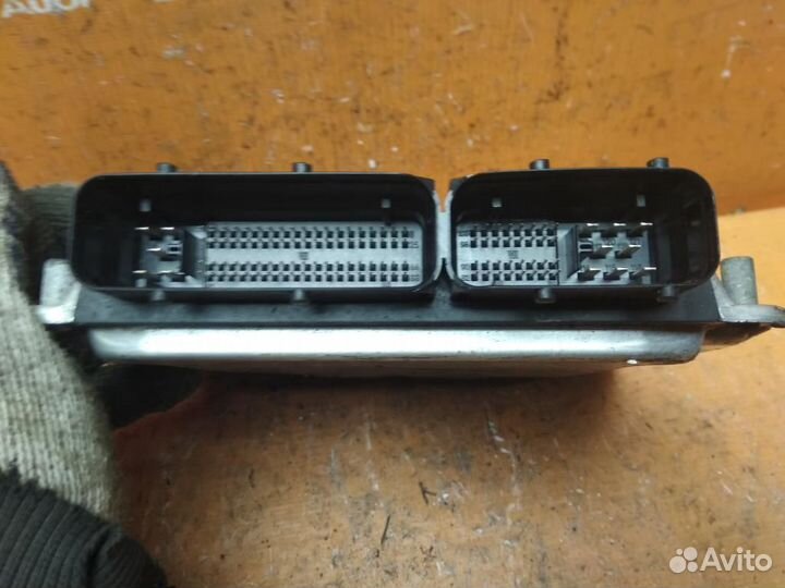 Блок управления двигателем Skoda Fabia 2 (2007-20