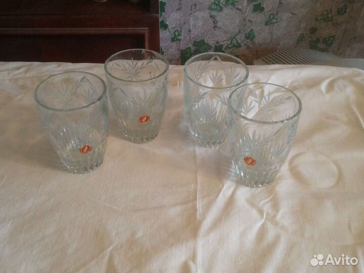 Стаканы и рюмки