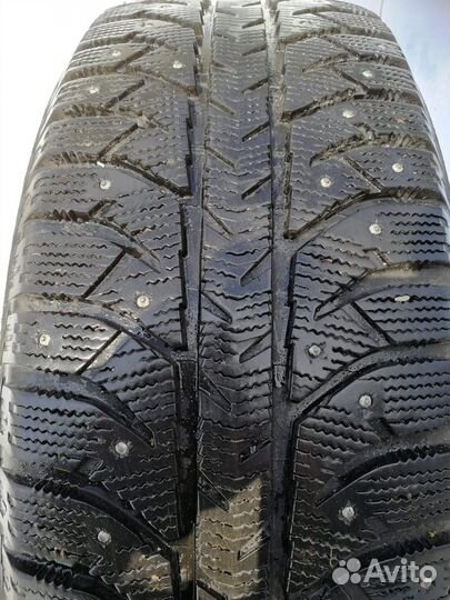 Bridgestone Ice Cruiser 7000 265/65 R17